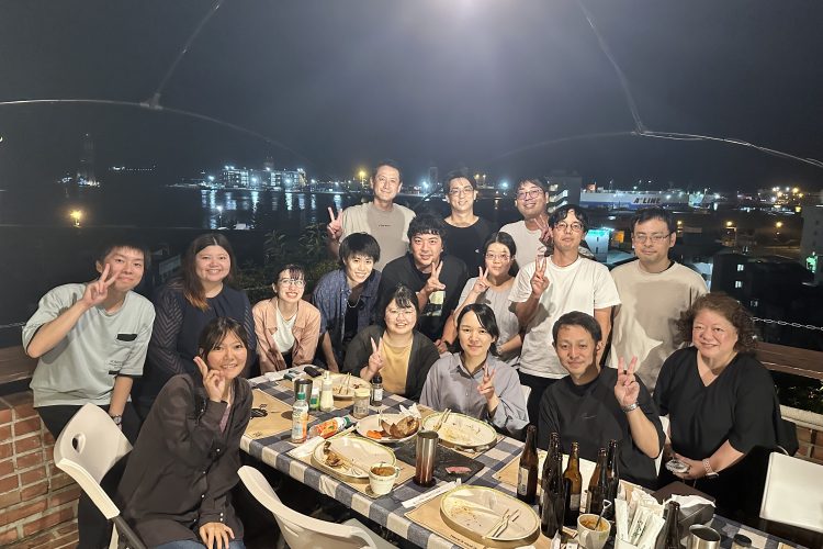 みんなで夜のBBQを楽しみました！